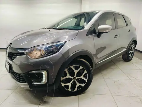 Renault Captur Bose usado (2020) color Gris precio $330,000