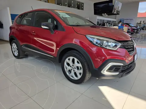 Renault Captur Iconic CVT usado (2022) color Rojo Flama financiado en mensualidades(enganche $77,675 mensualidades desde $5,650)