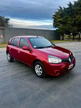 Renault Clio Mio 5P Confort Pack Sat usado (2015) color Rojo precio $10.900.000