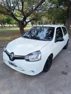Renault Clio 3P 1.2 Pack II usado (2013) color Blanco precio $9.500.008