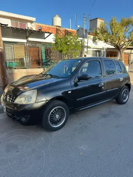 Renault Clio 5P 1.2 Pack usado (2011) color Negro precio $9.000.000