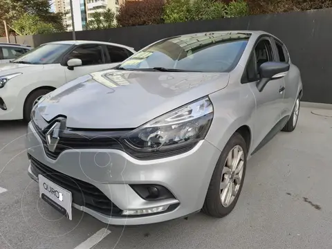 Renault Clio 1.2L Authentique usado (2020) color Plata precio $8.680.000