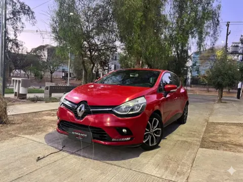 Renault Clio 1.2 usado (2019) color Rojo precio $7.390.000