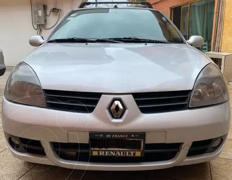 Renault Clio Comfort usado (2010) color Plata precio $78,500