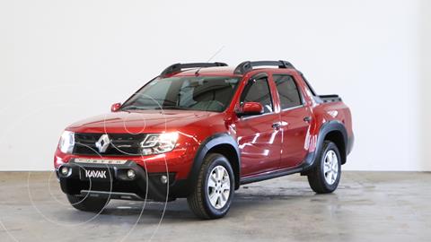 foto Renault Duster Oroch Outsider usado (2019) color Rojo Fuego precio $2.720.000
