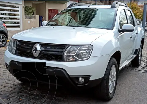 Renault Duster Oroch Dynamique 2.0 usado (2018) color Blanco Glaciar precio u$s13.990