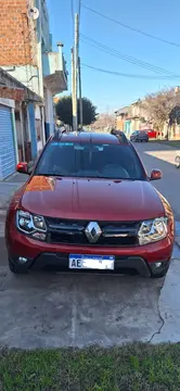 Renault Duster Oroch Dynamique 2.0 usado (2020) color Rojo precio $20.700.000