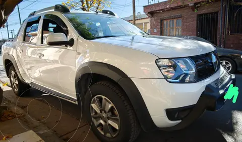 Renault Duster Oroch Outsider Plus 2.0 usado (2019) color Blanco precio $27.000.000