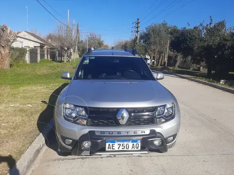 Renault Duster Oroch Outsider Plus 2.0 4x4 usado (2021) color Gris financiado en cuotas(anticipo $2.200.000 cuotas desde $350.000)