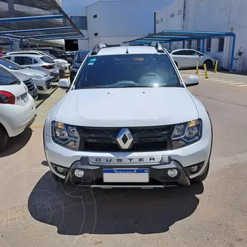 Renault Duster Oroch Outsider Plus 2.0 4x4 usado (2019) color Blanco financiado en cuotas(anticipo $2.856.000 cuotas desde $175.430)