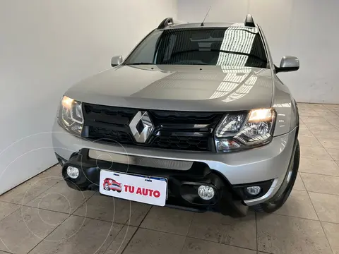 Renault Duster Oroch Outsider Plus 2.0 usado (2018) color Gris Estrella precio $22.300.000