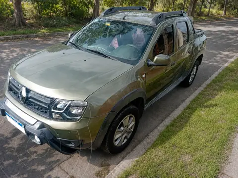 Renault Duster Oroch Dynamique usado (2018) color Verde Esmeralda precio $17.600.000