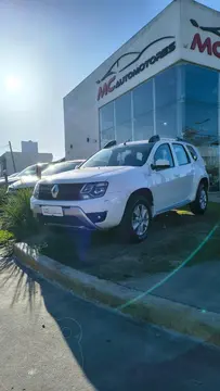 Renault Duster DUSTER 1.6 4X2 PRIVILEGE  L/15 usado (2015) color Blanco precio $17.500.000