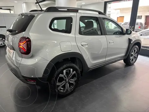Renault Duster Iconic 4x4 nuevo color Gris Cassiopee precio $45.500.000