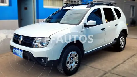 Renault Duster DUSTER 1.6 4X2 DYNAMIQUE  L/15 usado (2017) color Blanco precio $5.899.000