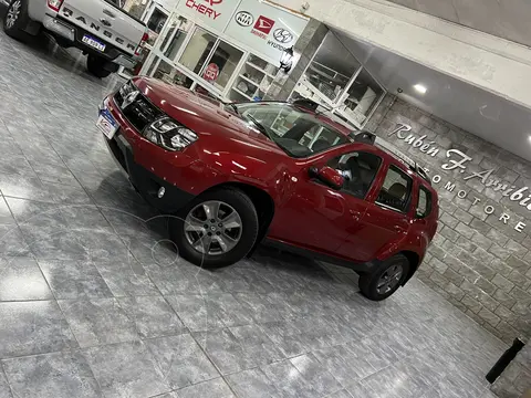 Renault Duster Privilege 2.0 4x4 usado (2018) color Rojo Fuego precio $6.650.000