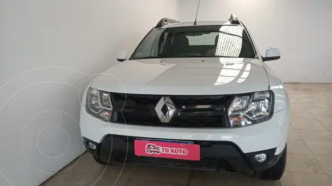 Renault Duster Dynamique usado (2017) color Blanco financiado en cuotas(anticipo $3.500.000)