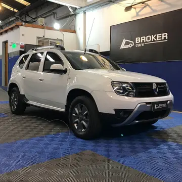 Renault Duster Privilege 2.0 4x4 usado (2017) color Blanco Glaciar precio u$s16.000
