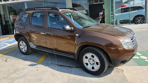 Renault Duster Expression usado (2016) color caf precio $170,000