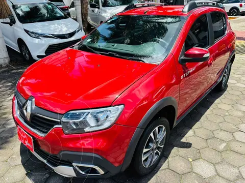 Renault Duster Iconic Aut usado (2024) color Rojo financiado en mensualidades(enganche $82,506 mensualidades desde $7,328)