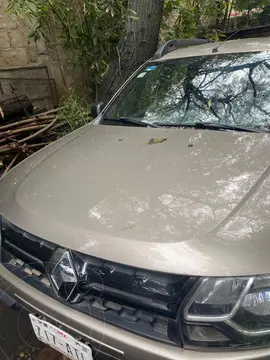 Renault Duster Zen Aut usado (2018) color Bronce precio $150,000