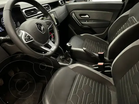 Renault Duster Iconic usado (2023) color caf precio $365,206