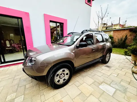 Renault Duster Expression usado (2017) color Marron precio $230,000