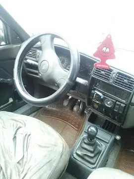 Renault Energy renault 5 usado (2001) color Verde precio u$s1.200
