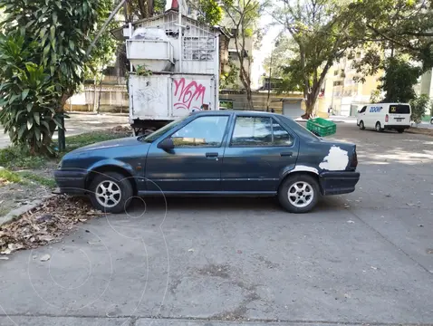 Renault Energy Free R19 usado (2001) color Verde precio u$s1.350
