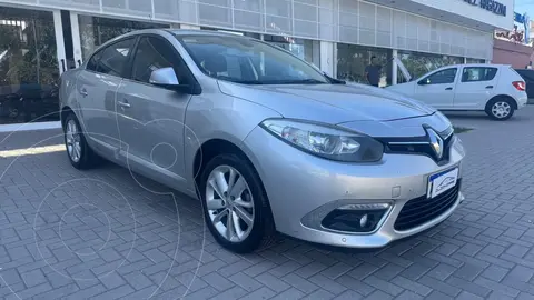 Renault Fluence Privilege 2.0 Aut usado (2017) color Blanco precio $15.500.000