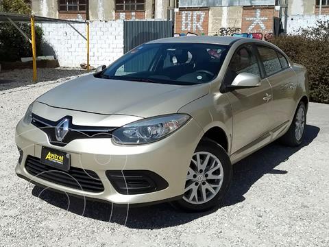 foto Renault Fluence Dynamique 1.6 Pack usado (2015) precio $1.130.000