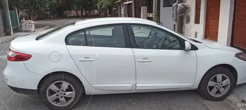 Renault Fluence Confort Plus usado (2014) color Blanco Glaciar precio u$s10.000