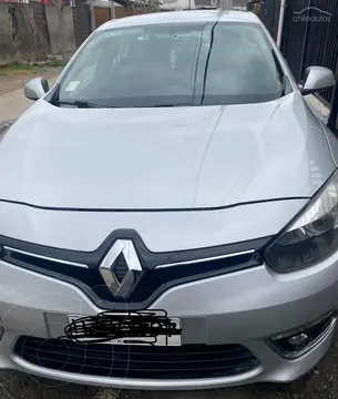 Renault Fluence 2.0L Expression usado (2016) color Plata precio $6.000.000