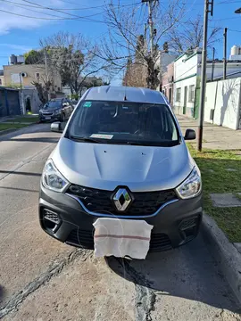 Renault Kangoo Express Confort 1.6 SCe 5A usado (2022) color Gris precio $26.700.000