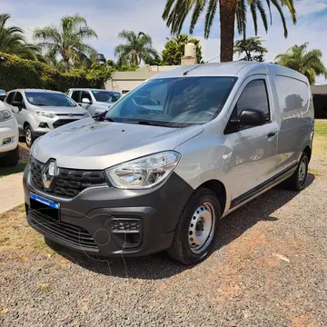 foto Renault Kangoo Express Confort 1.6 SCe usado (2020) color Gris Cuarzo precio $4.350.000