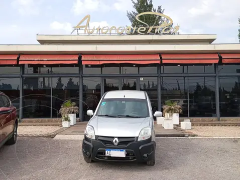 Renault Kangoo KANGOO.2 1.6 AUTHEN PLUS 2 PL L/14 usado (2017) color Gris precio $17.500.000