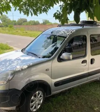 Renault Kangoo 2 Break 1.6 Authentique Plus 7 Pas usado (2015) color Gris precio $11.200.000