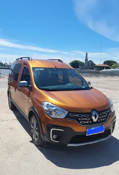 Renault Kangoo Stepway 1.6 dCi usado (2020) color Naranja precio $24.900.000