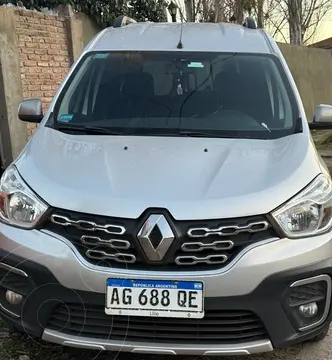 Renault Kangoo Stepway 1.6 dCi usado (2024) color Gris Cuarzo financiado en cuotas(anticipo $4.999.999)