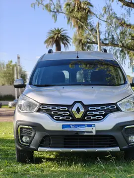 Renault Kangoo Stepway 1.6 SCe usado (2024) color Gris Cuarzo precio u$s20.500