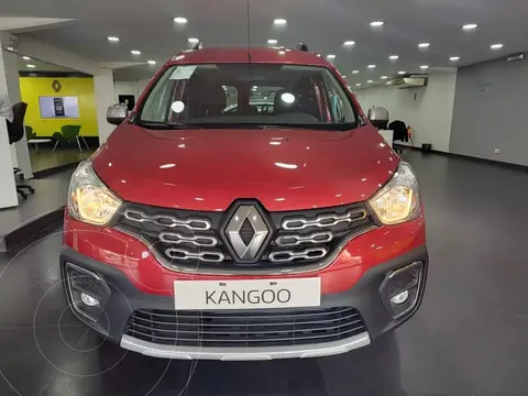 Renault Kangoo Stepway 1.6 SCe nuevo color Rojo Fuego precio $31.000.000