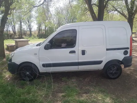 Renault Kangoo 2 Break 1.6 Authentique Plus 2P usado (2015) color Blanco precio $12.500.000