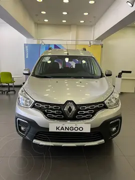 Renault Kangoo Stepway 1.6 SCe nuevo color Gris financiado en cuotas(anticipo $8.000.000 cuotas desde $390.000)