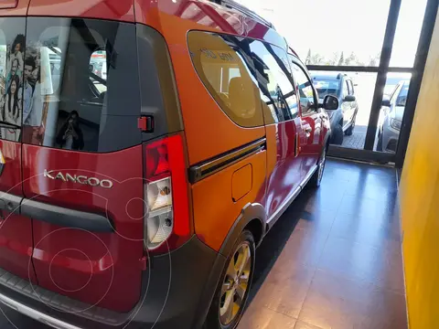 Renault Kangoo Stepway 1.6 dCi nuevo color Rojo Fuego financiado en cuotas(anticipo $650.000 cuotas desde $40.000)