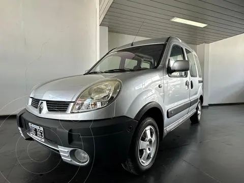 Renault Kangoo 2 Break 1.6 Sportway usado (2010) color Plata precio $10.000.000