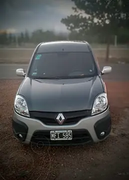 Renault Kangoo 1.6 OshKosh usado (2013) color Gris Oscuro precio $2.300.000