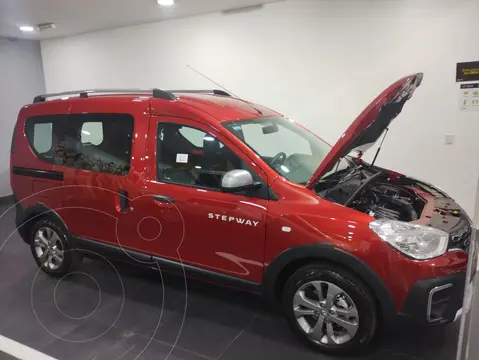 Renault Kangoo Stepway 1.6 dCi nuevo color Rojo Fuego financiado en cuotas(anticipo $7.500.000 cuotas desde $139.000)