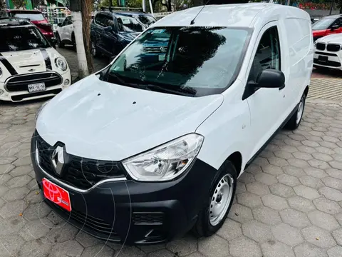 Renault Kangoo Intens usado (2023) color Blanco financiado en mensualidades(enganche $69,069 mensualidades desde $6,135)