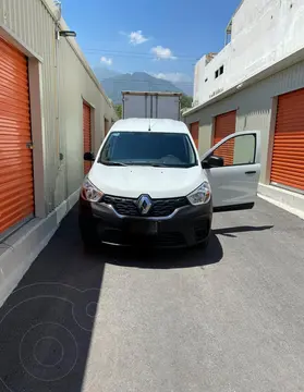 Renault Kangoo Intens usado (2020) color Blanco precio $210,000