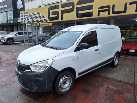 Renault Kangoo Intens usado (2021) color Blanco precio $223,000